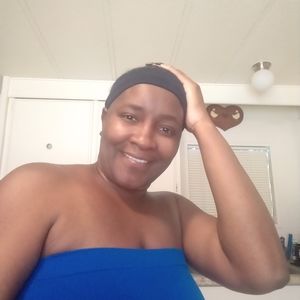 Meet your Posher, Yolanda